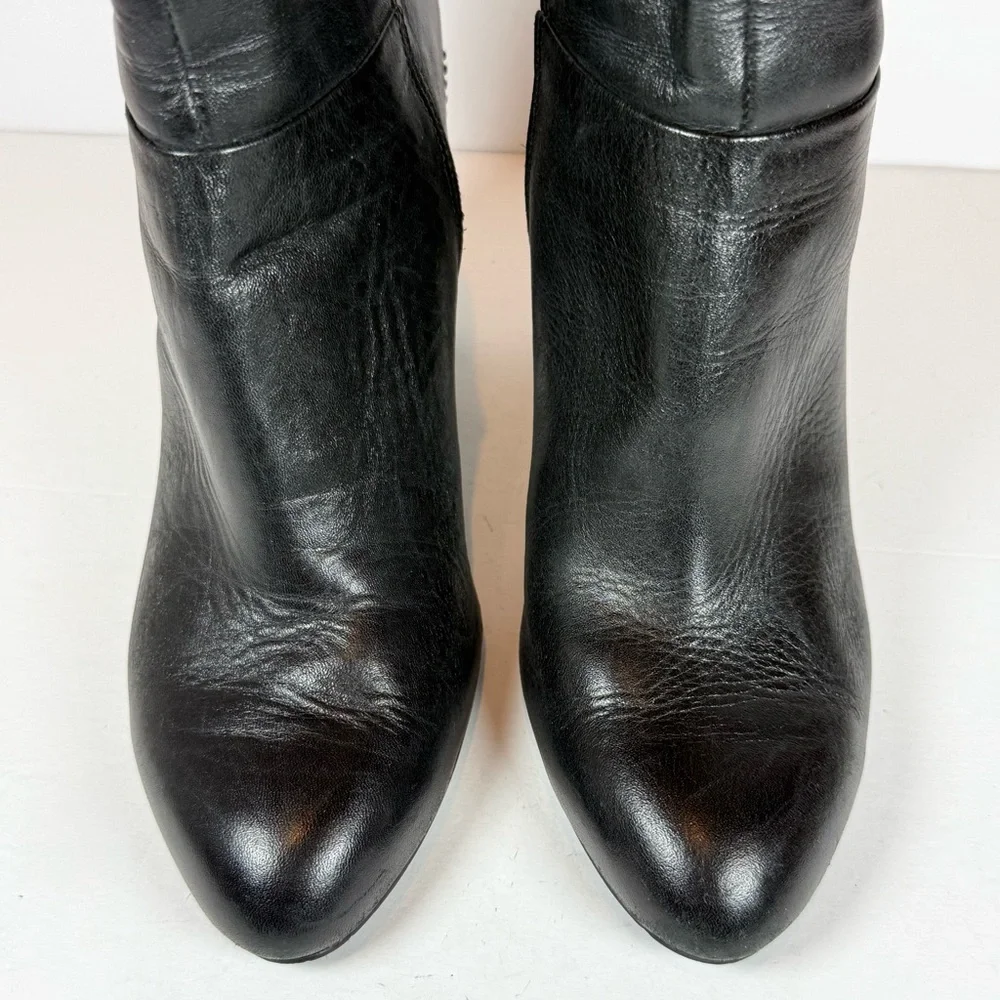 Halston Boots Women’s‎ Black Leather Ankle Boots Size 7.5
